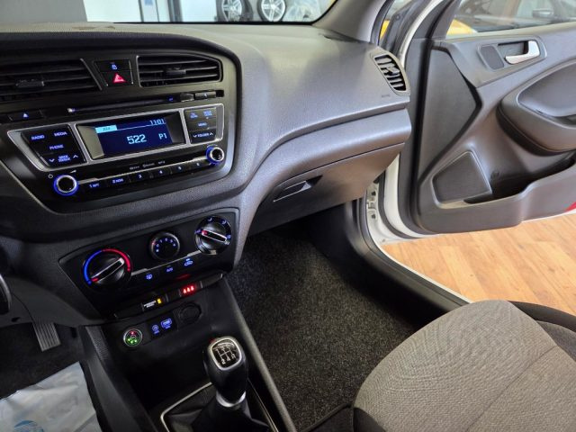 HYUNDAI i20 usata, con Cruise Control
