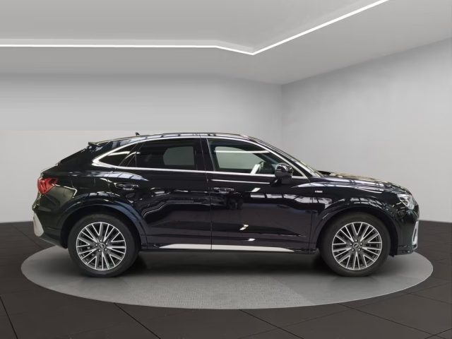 AUDI Q3 usata, con Autoradio