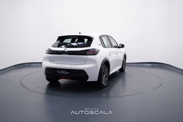 PEUGEOT 208 usata, con Autoradio