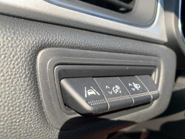 RENAULT Captur usata, con ESP