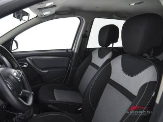 DACIA Duster usata 8