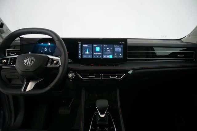 MG HS usata, con Chiusura centralizzata