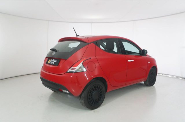 LANCIA Ypsilon usata, con Airbag