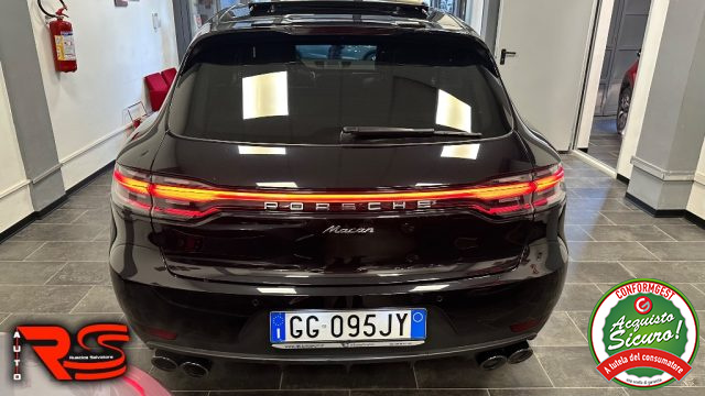 PORSCHE Macan usata, con Autoradio