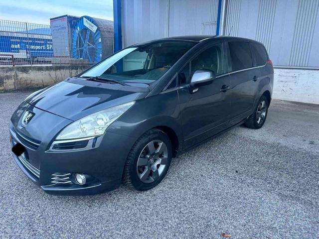 PEUGEOT 5008 usata, con Airbag Passeggero