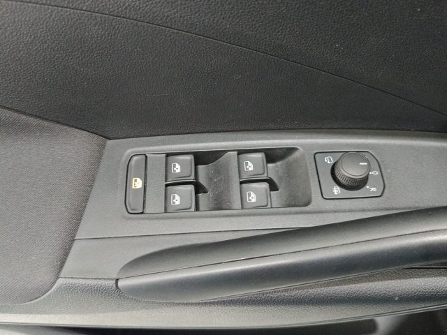 SKODA Fabia usata, con Sensori di parcheggio posteriori