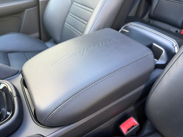 PORSCHE Cayenne usata, con Trazione integrale