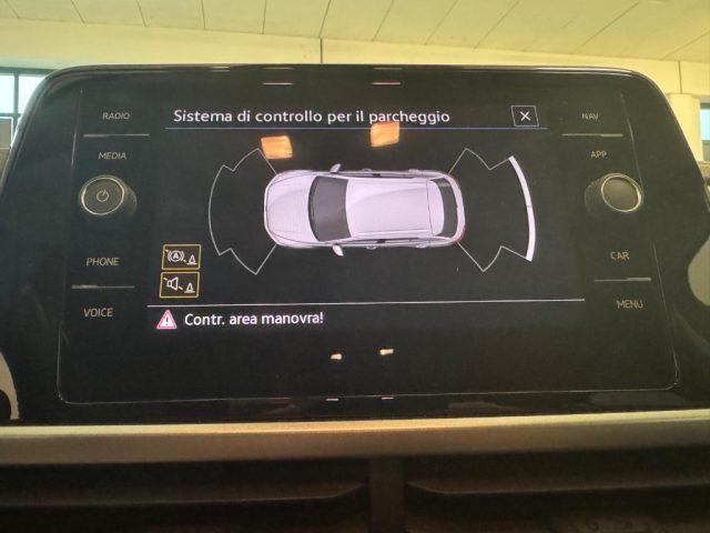 VOLKSWAGEN T-Roc usata, con Park Distance Control