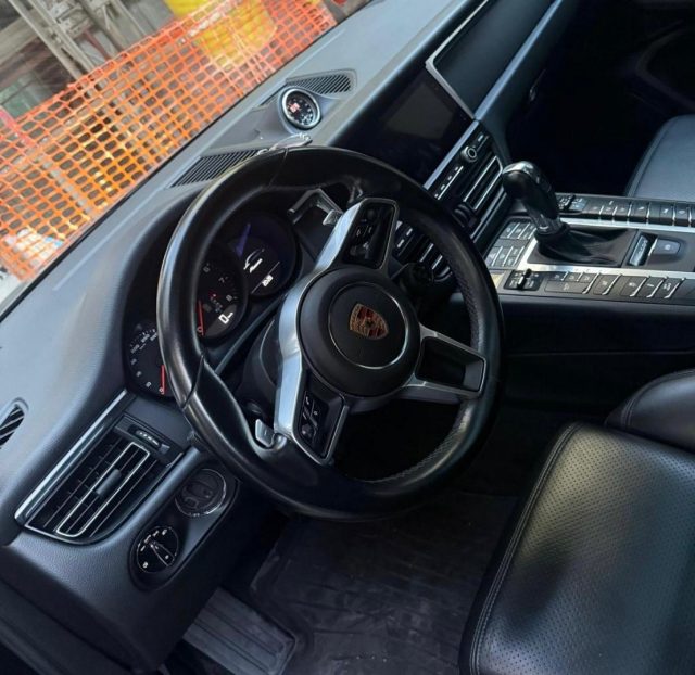 PORSCHE Macan usata, con Airbag Passeggero