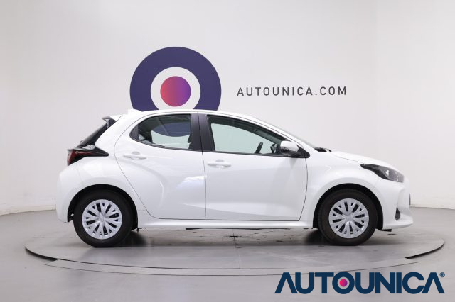 TOYOTA Yaris usata, con Alzacristalli elettrici