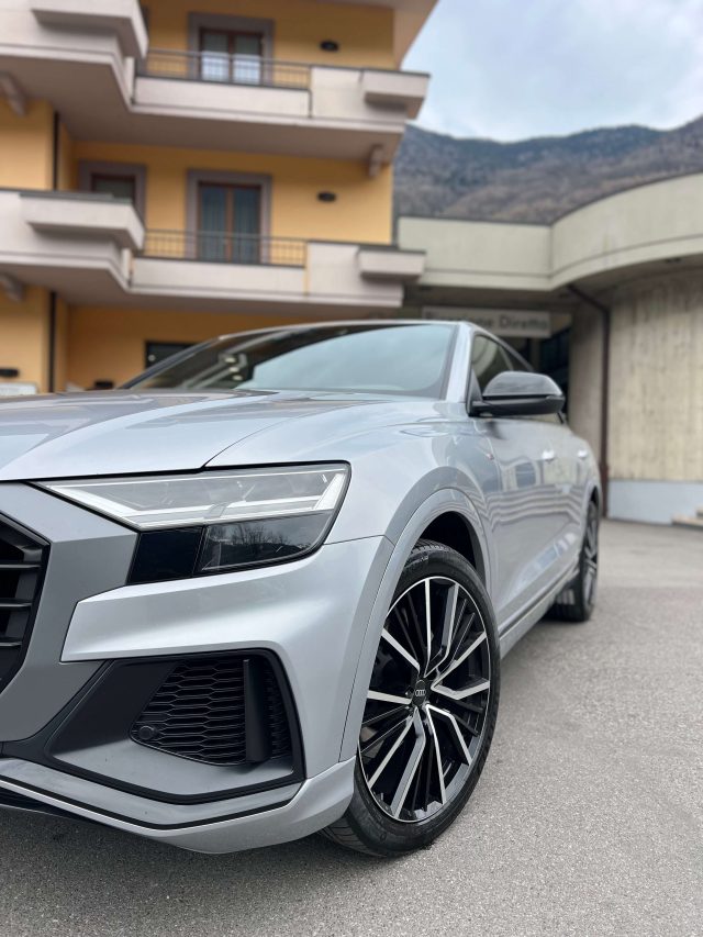 AUDI Q8 usata, con Boardcomputer