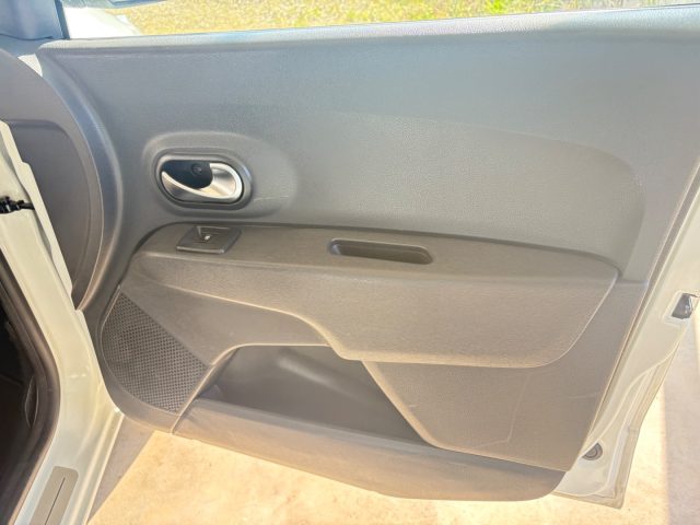 DACIA Lodgy usata, con Sedile posteriore sdoppiato