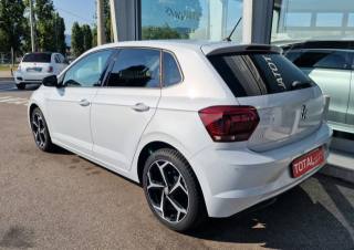 VOLKSWAGEN Polo usata, con Autoradio
