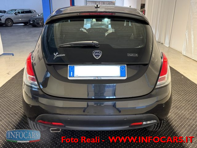 LANCIA Ypsilon usata, con Autoradio digitale