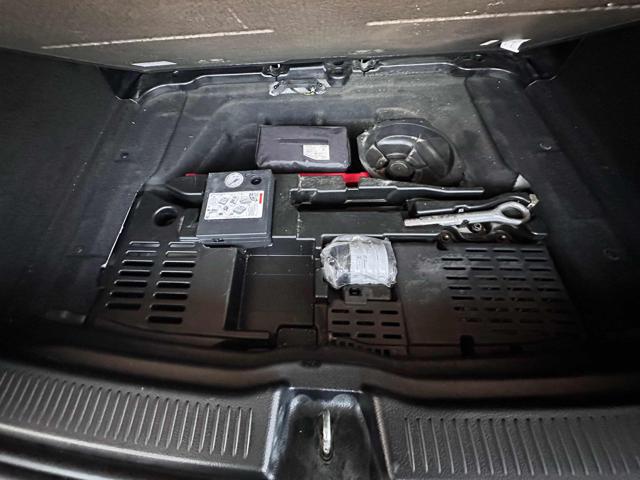 MERCEDES-BENZ B 180 usata, con Volante multifunzione
