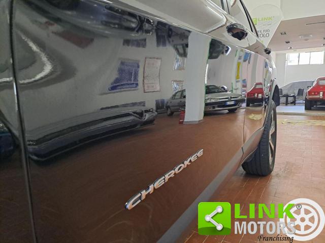 JEEP Cherokee usata 29