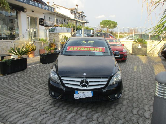 MERCEDES-BENZ B 180 usata, con Airbag