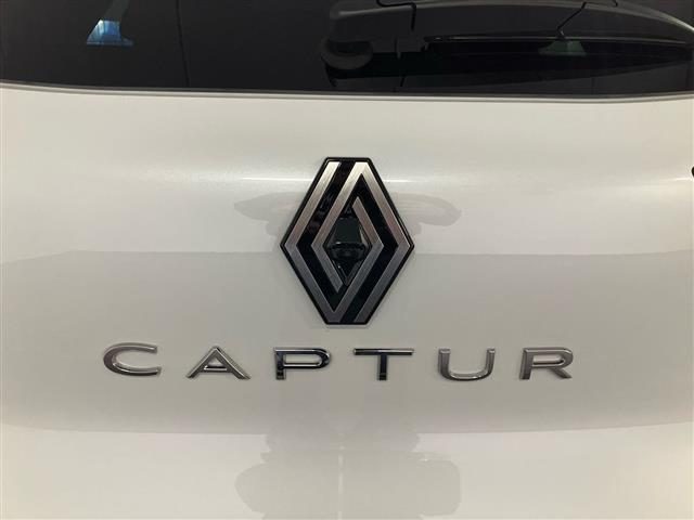 RENAULT Captur usata 27