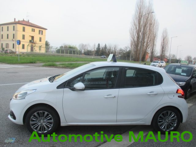 PEUGEOT 208 usata, con Airbag Passeggero