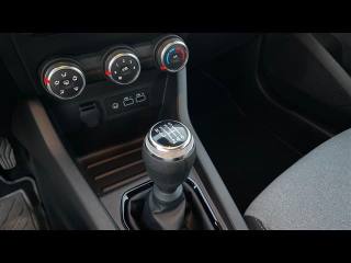 RENAULT Clio usata, con Volante in pelle