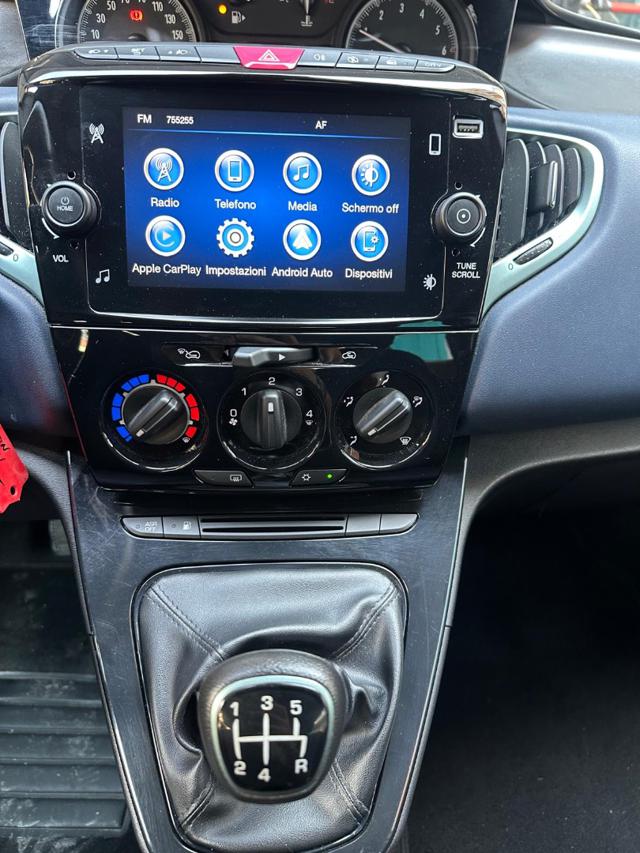 LANCIA Ypsilon usata, con Servosterzo