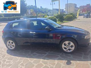 ALFA ROMEO 147 usata, con Airbag