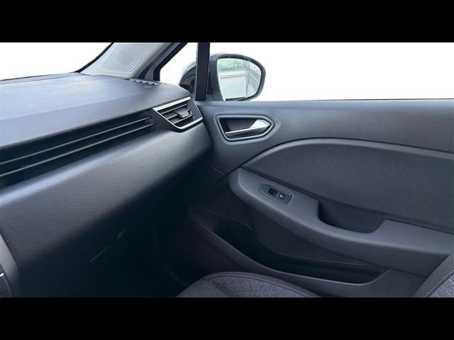 RENAULT Clio usata, con Isofix