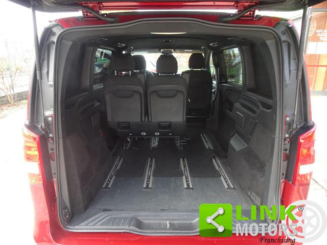 MERCEDES-BENZ V 220 usata, con Vivavoce