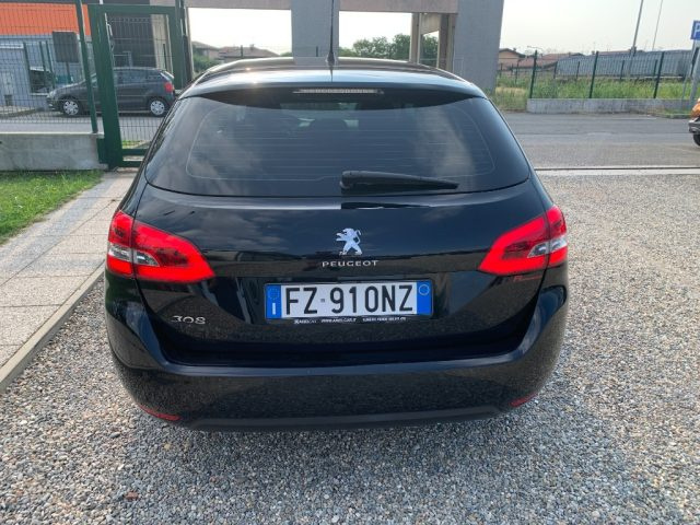 PEUGEOT 308 usata, con Airbag Passeggero