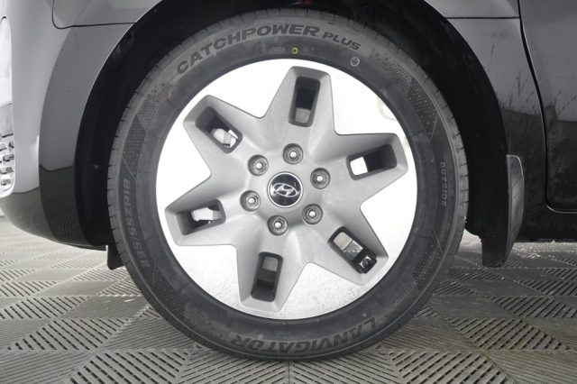 HYUNDAI Staria usata 8