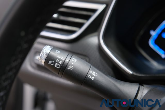 RENAULT Clio usata, con Controllo elettronico della corsia