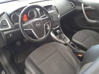 OPEL Astra usata, con Autoradio