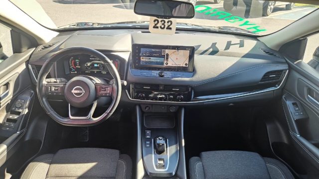NISSAN Qashqai usata, con Fari LED