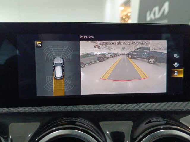 MERCEDES-BENZ CLA 180 usata, con Autoradio digitale