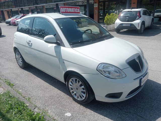 LANCIA Ypsilon usata, con Airbag