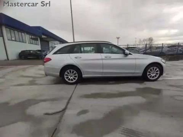 MERCEDES-BENZ C 200 usata, con Antifurto