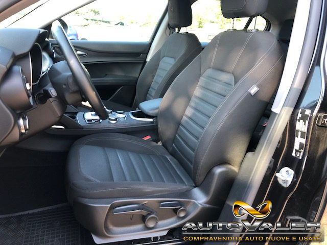 ALFA ROMEO Stelvio usata, con Chiusura centralizzata