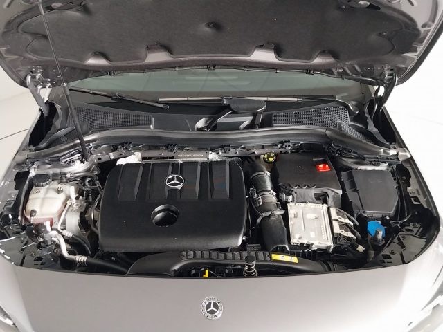 MERCEDES-BENZ B 180 usata, con Cerchi in lega