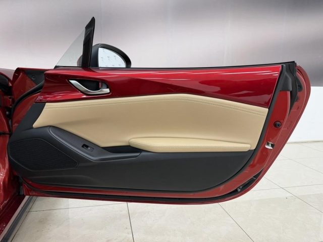 MAZDA MX-5 usata, con Sensori di parcheggio posteriori