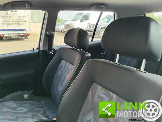 VOLKSWAGEN Golf usata, con Pneumatici estivi