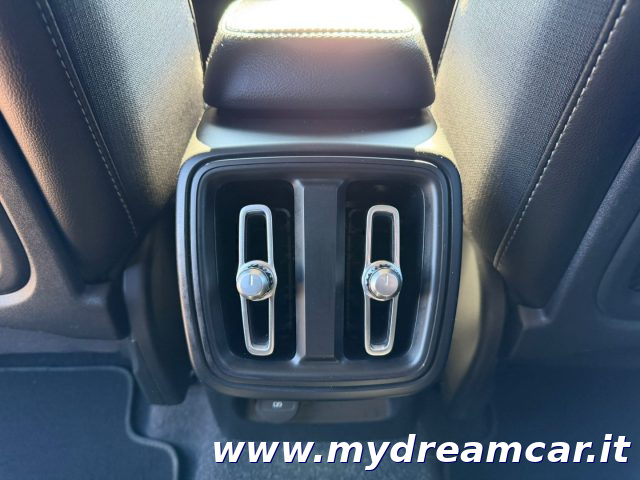 VOLVO XC40 usata, con Specchietti laterali elettrici