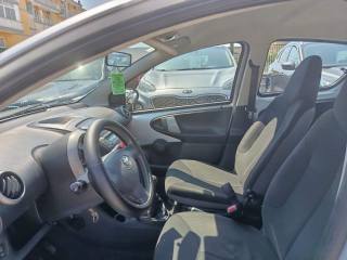 TOYOTA Aygo usata, con Autoradio