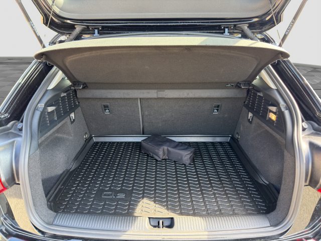 AUDI Q2 usata 13