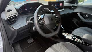 PEUGEOT 2008 usata, con Vetri oscurati