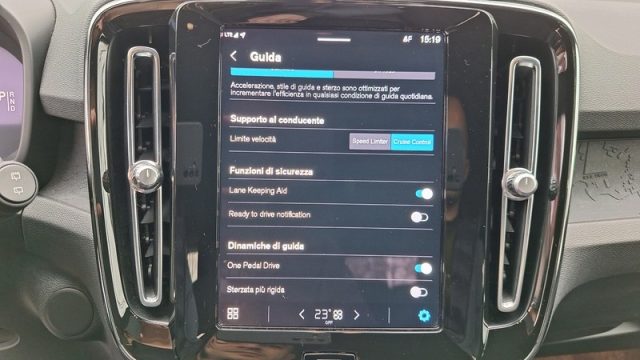 VOLVO XC40 usata, con Vetri oscurati