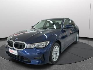 BMW 318 usata, con Fari LED