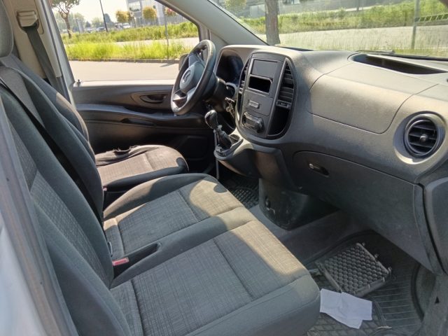 MERCEDES-BENZ Vito usata 12