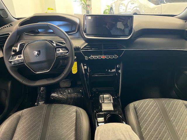 PEUGEOT 2008 usata, con Climatizzatore