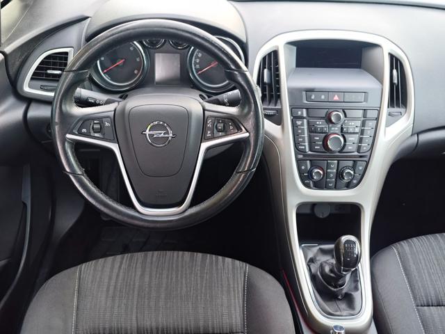 OPEL Astra usata, con Controllo automatico clima