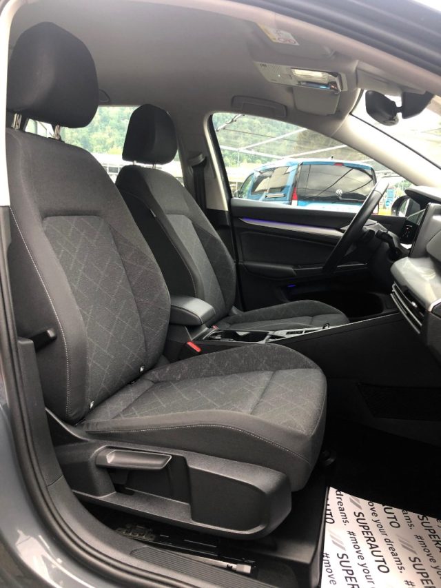 VOLKSWAGEN Golf usata, con Isofix